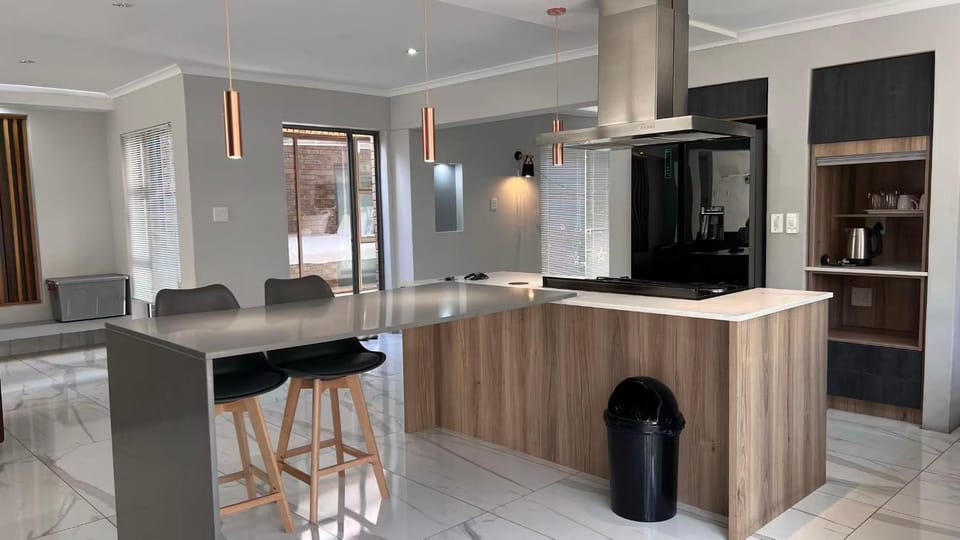 Cape one guest house Vacation rental in Cape Town