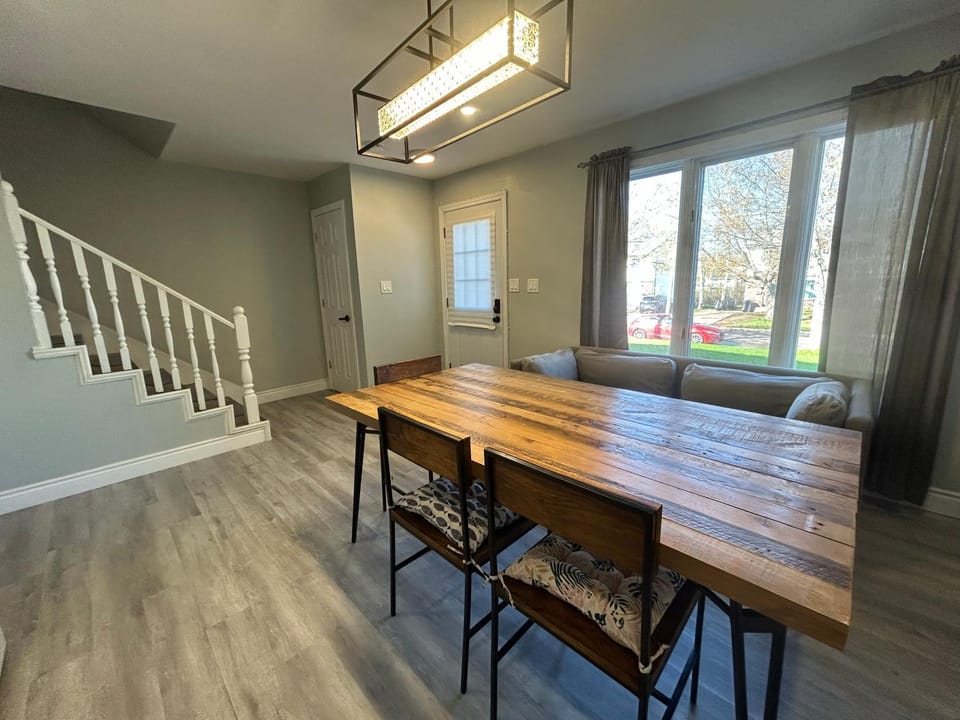 Living room, air conditioner