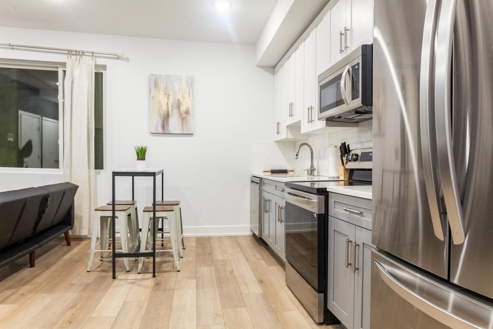Modern 2-Bed Stay KitchenFast Wi-Fi Apartment in Philadelphia