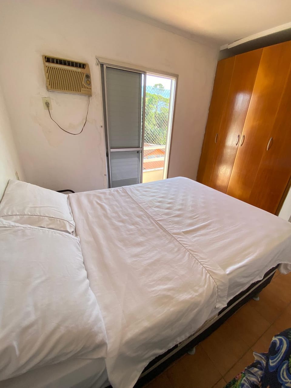 Bed, Photo of the whole room, Bedroom, wardrobe, air conditioner