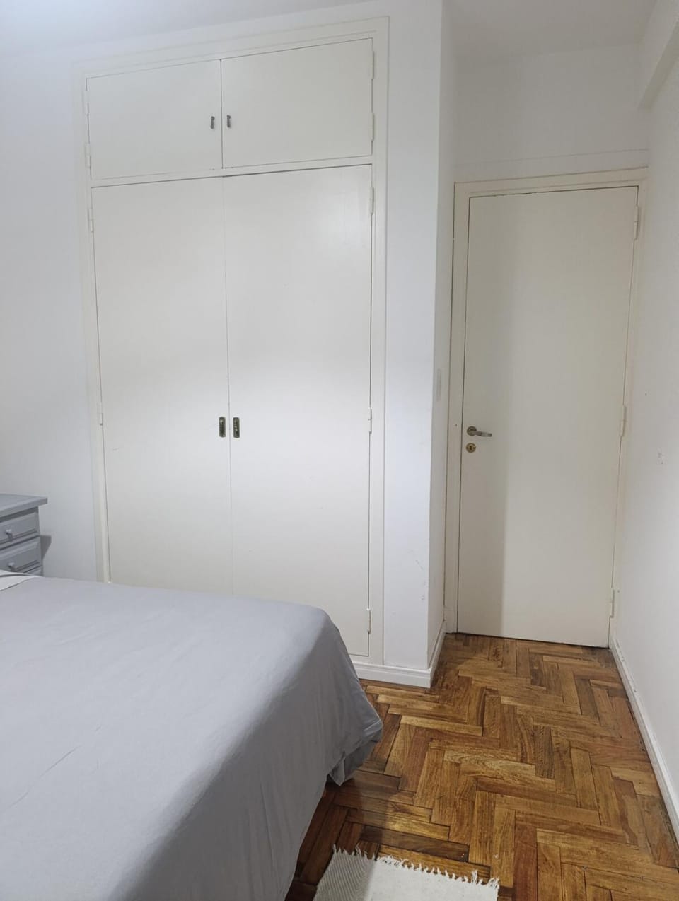 Photo of the whole room, wardrobe
