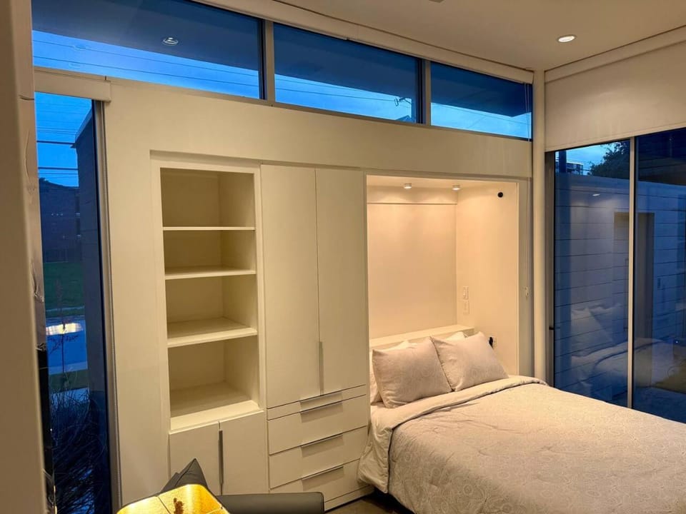 Luxury 2BR 2BA w Pool and Large Pets Allowed House in Dallas