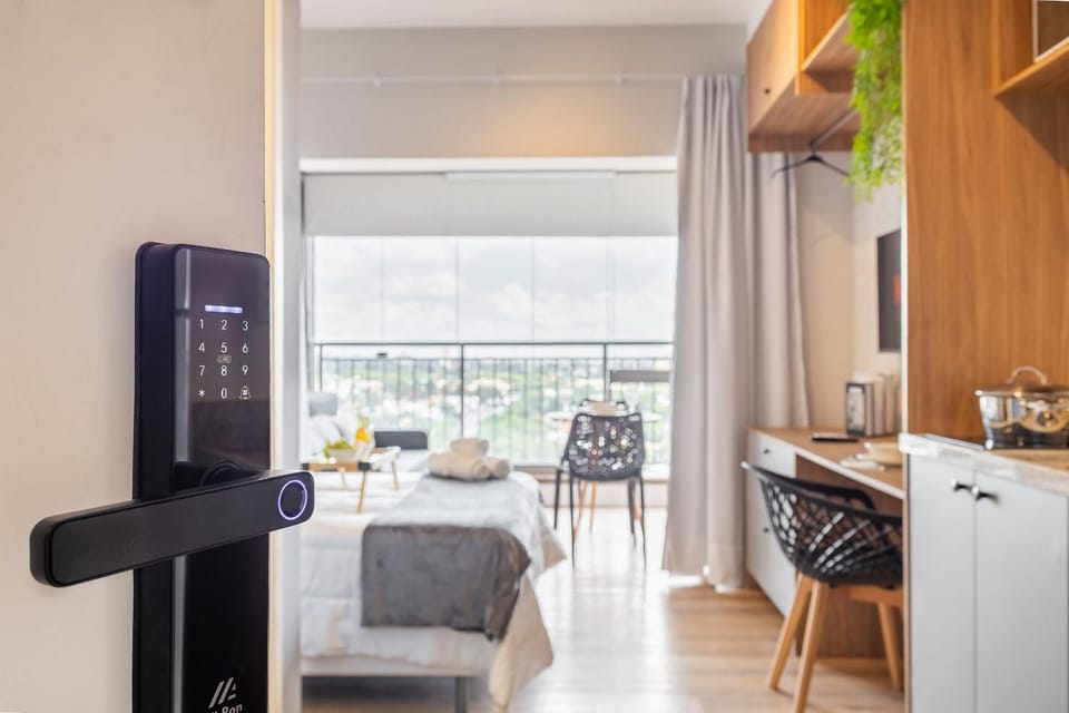 243 Studio Completo | Próx Ibira C/ Ar Cond Apartment in Sao Paulo City