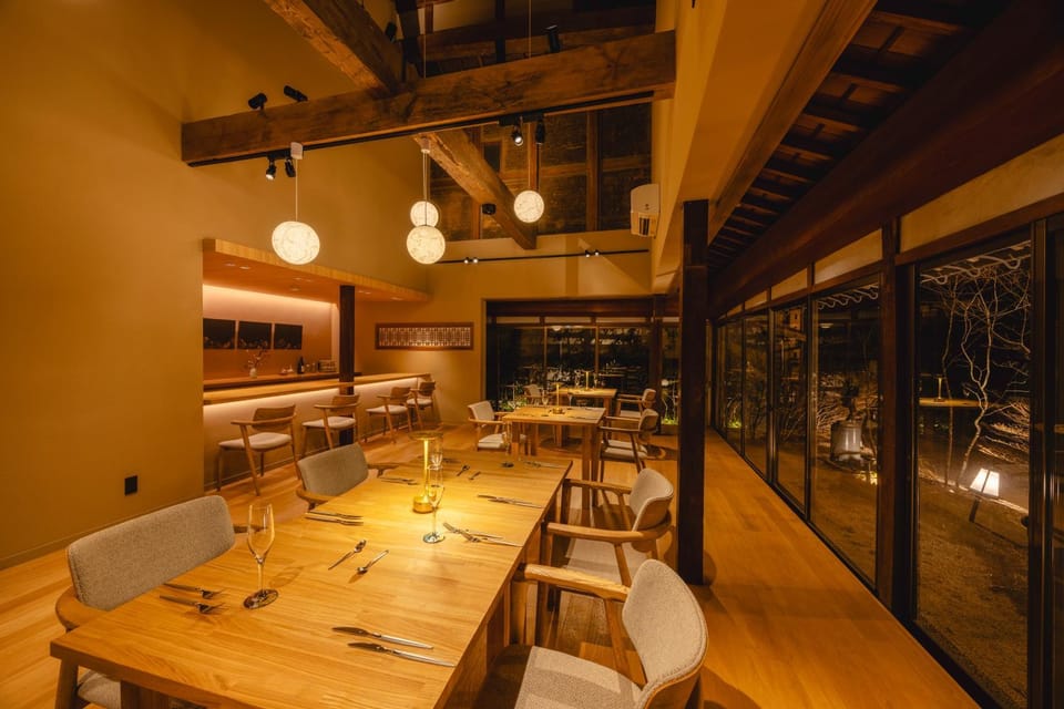 Restaurant/places to eat, Restaurant/places to eat