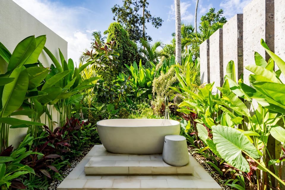 Bathroom, Bath