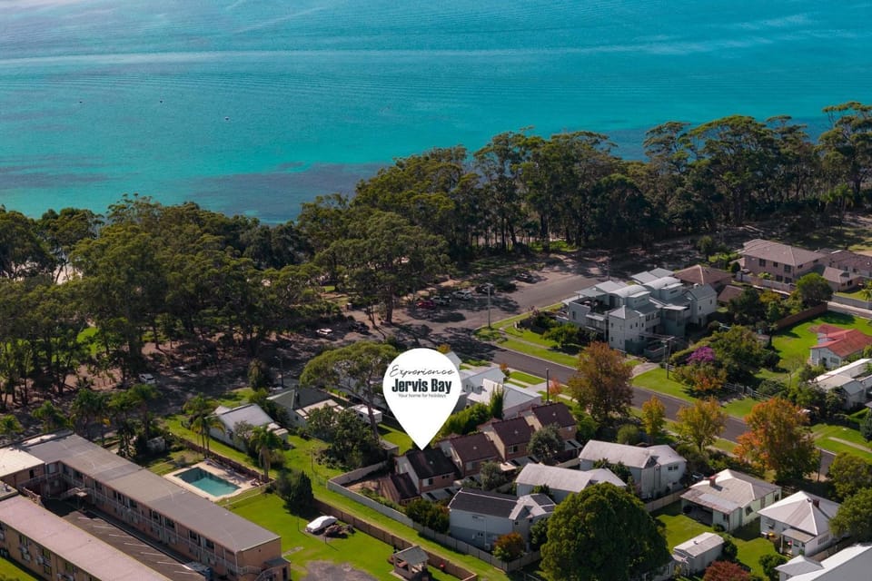 Husky Hideaway by Experience Jervis Bay House in Huskisson
