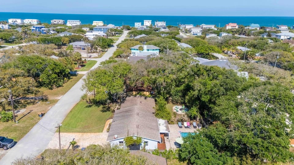 Vilano Beach I Ocean - Private Pool - Fire Pit home House in Vilano Beach