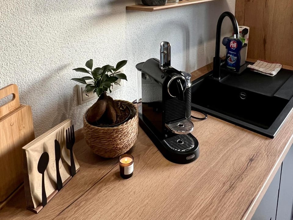 Coffee/tea facilities, Kitchen or kitchenette