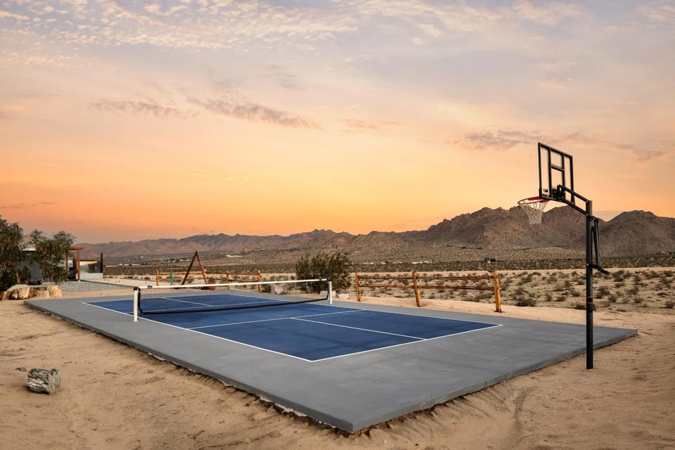 Tennis court
