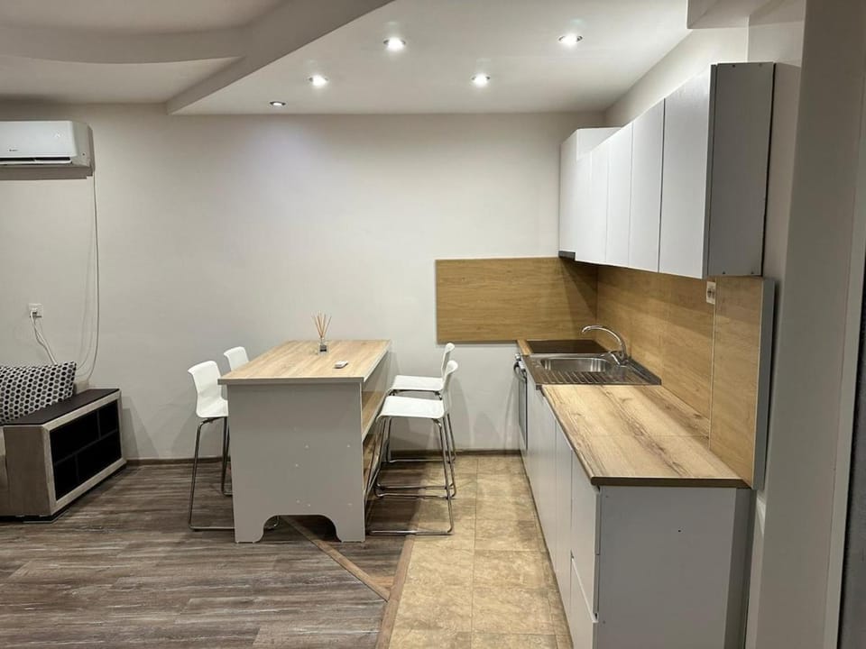 Апартамент Бъчварови- 13 Apartment in Yambol