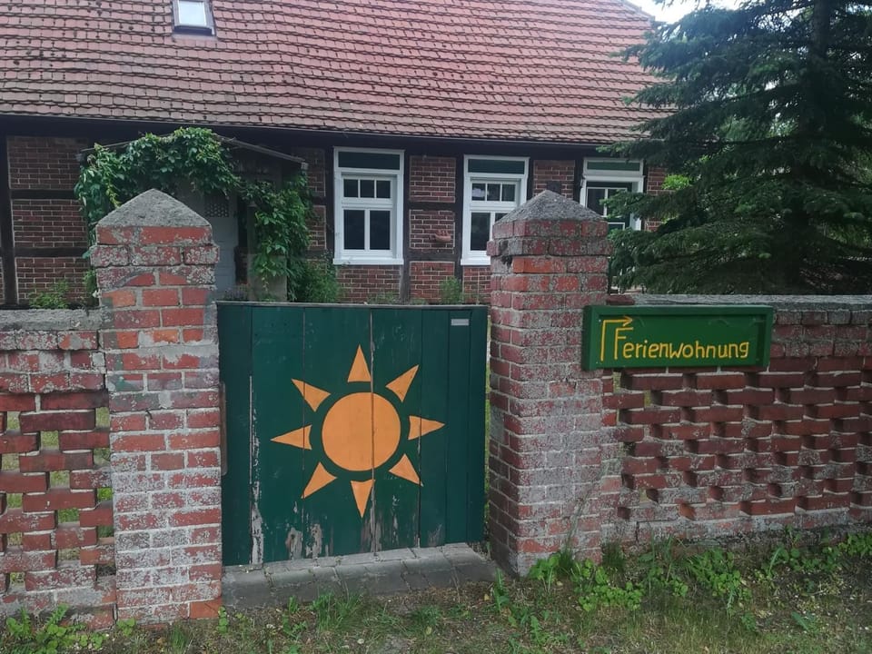 Alte Schule Nausdorf Apartment in Brandenburg