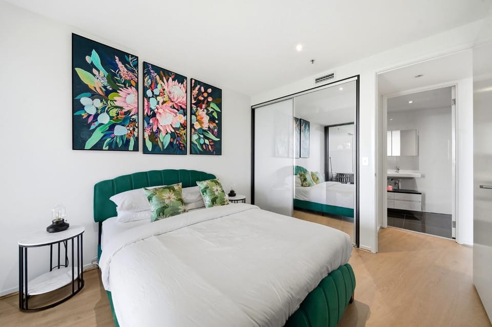 Stylish 1-Bed in CBD with Secure Underground Parking Apartment in Canberra