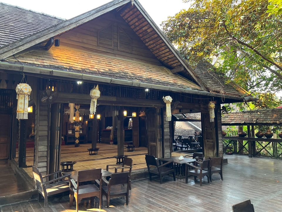 Property building, Breakfast