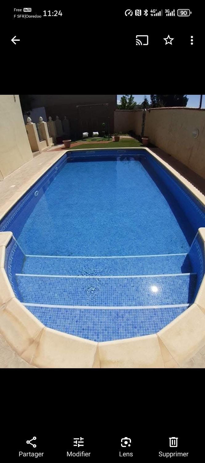 Swimming pool