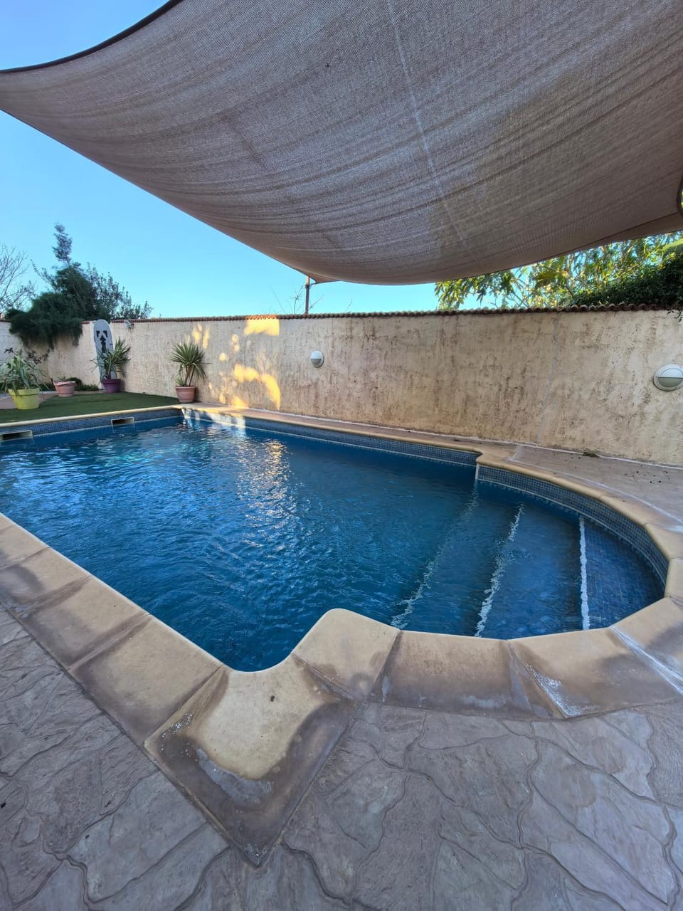 Swimming pool