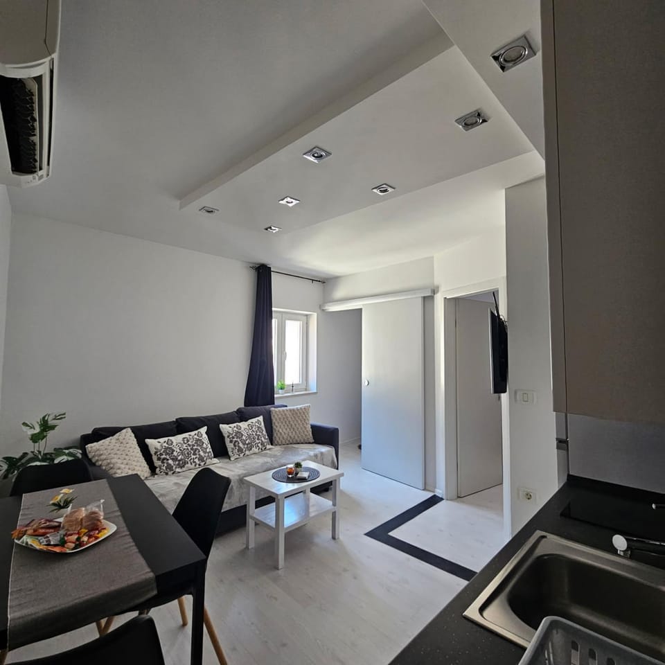 Apartma Sparkle Apartment in Slovenia