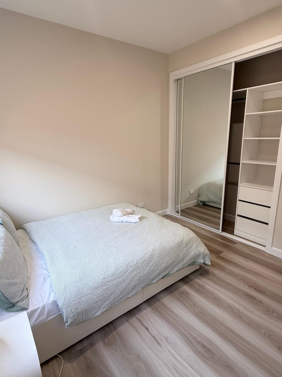 Bedroom, wardrobe