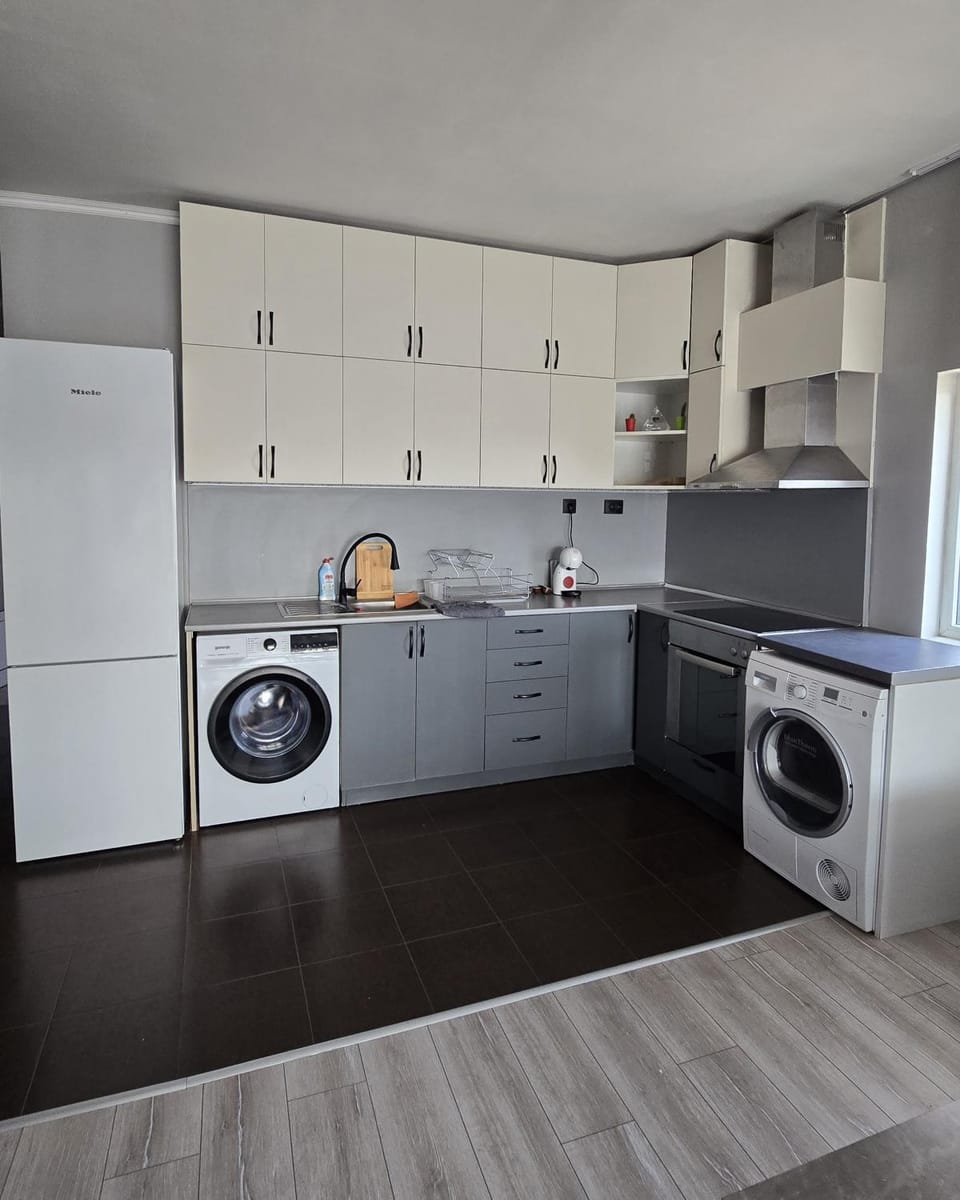 Апартамент Бъчварови- 14 Apartment in Yambol