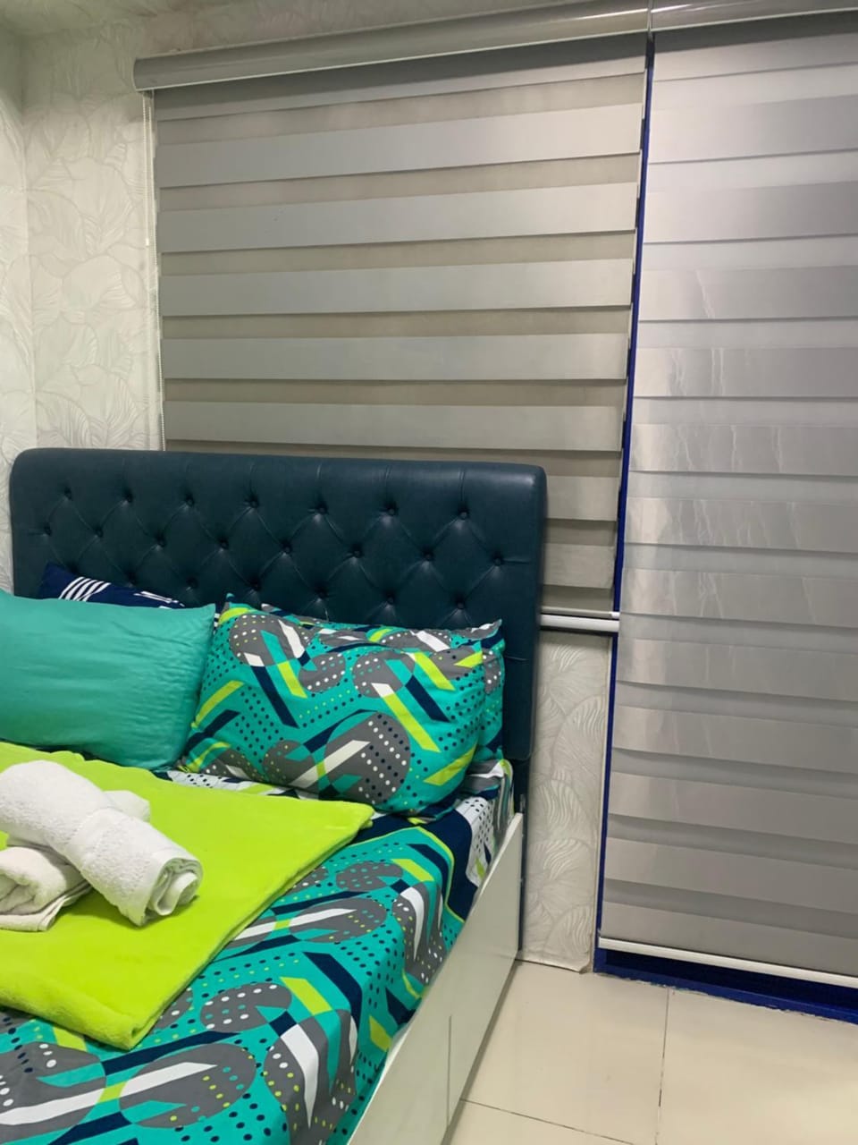 Shore Staycation Apartment hotel in Pasay
