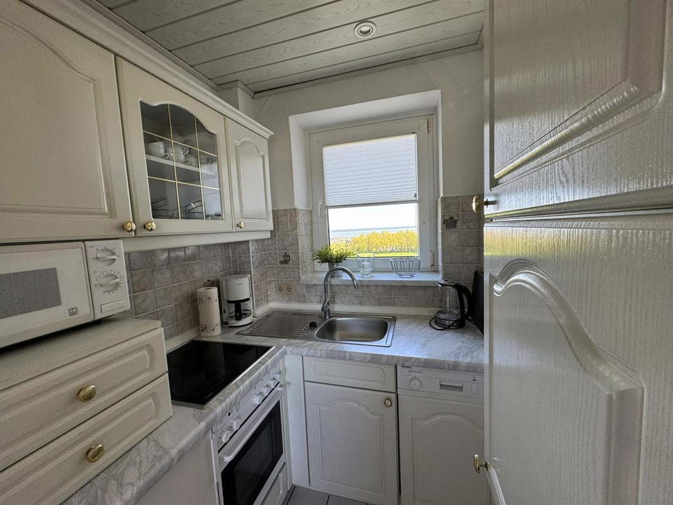 Tief 10 mit beheiztem Pool - 808 Meerzeit Apartment in Wangerland