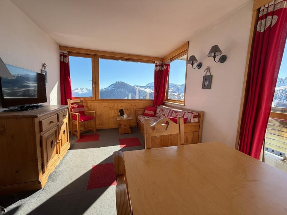 Appartement 6-8p PleinSud SkiAuPied Aime2000 Apartment in Mâcot-la-Plagne