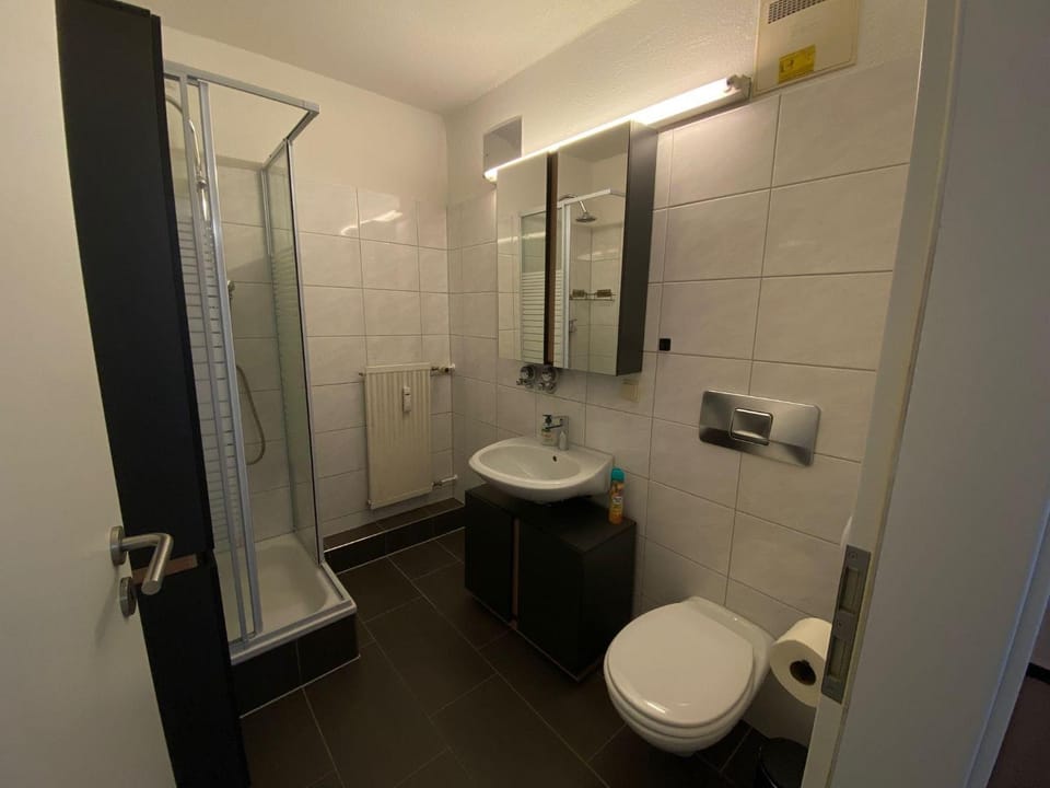Shower, Toilet, Bathroom
