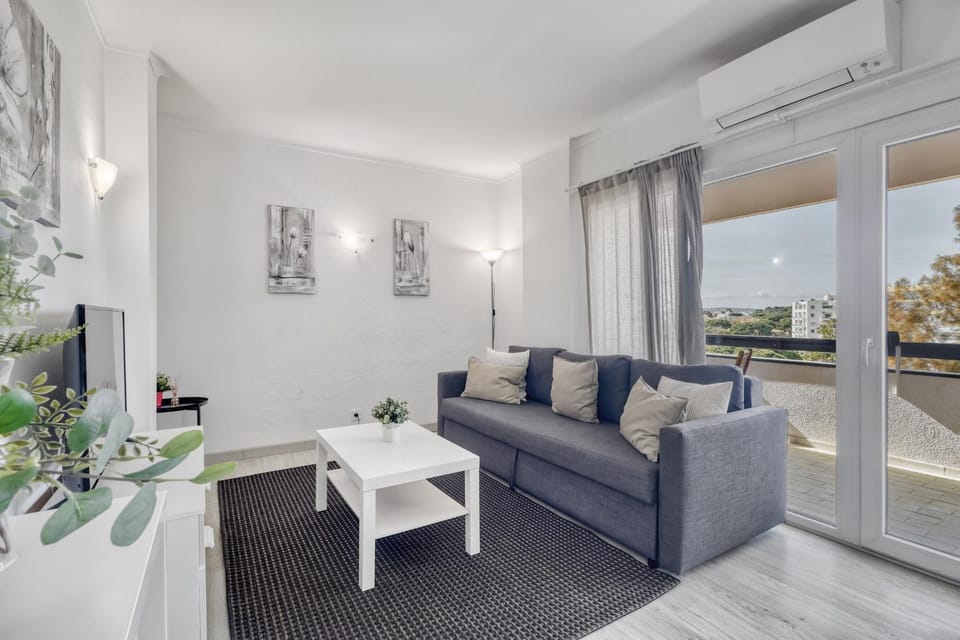 Tenis Golf and Sea Apartment in Quarteira