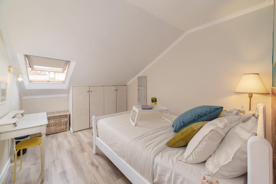 Bed, Bedroom, wardrobe