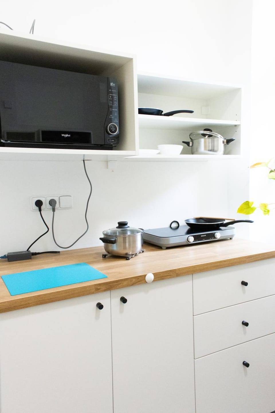 Kitchen or kitchenette, stove