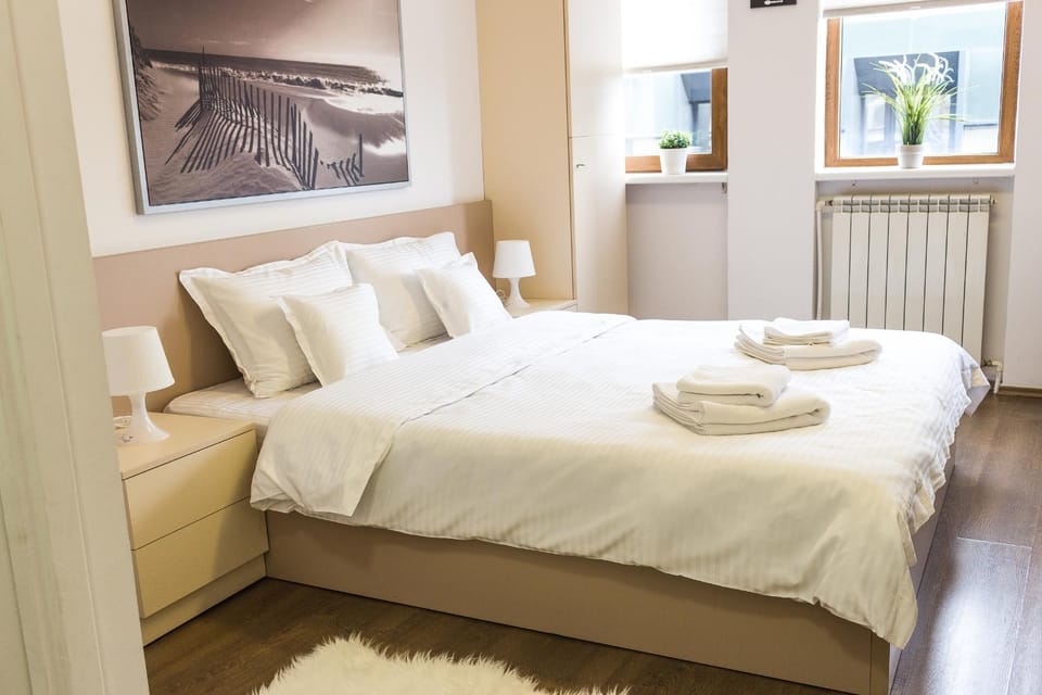 Bed, Other, Photo of the whole room, Decorative detail, Area and facilities