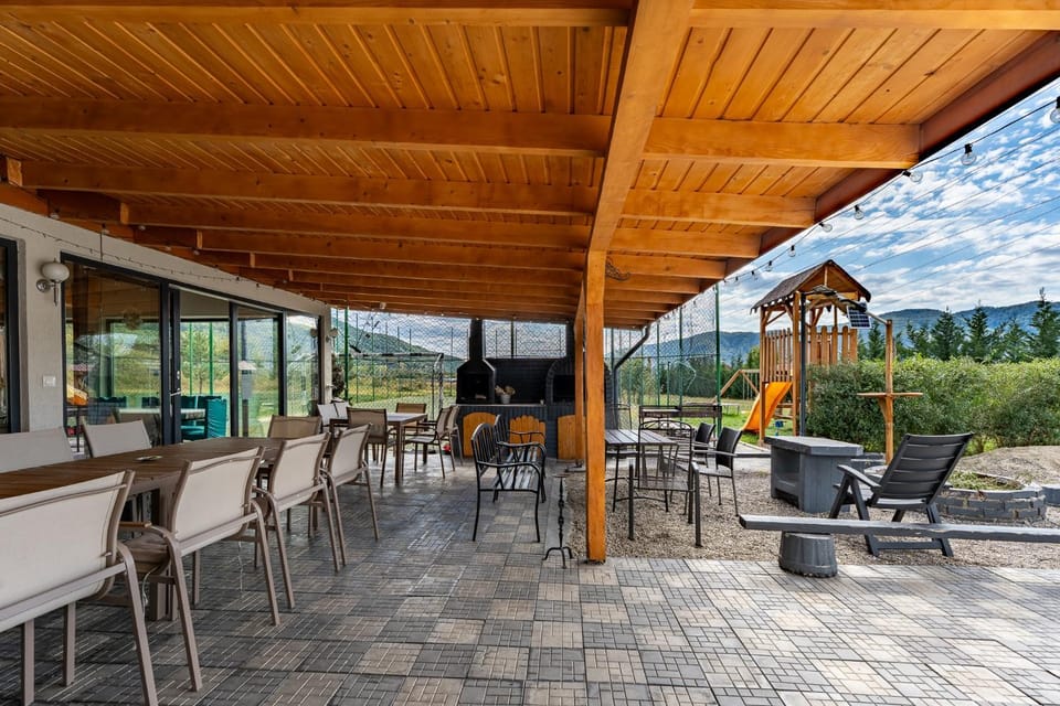 Casute A frame Campground/ 
RV Resort in Romania