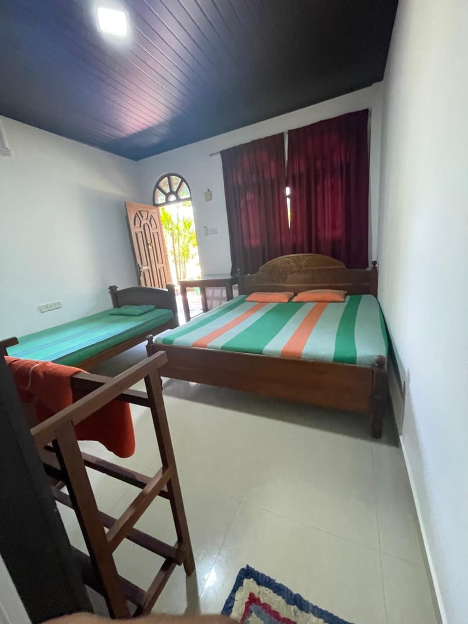 Isuru Inn Bed and Breakfast in Uva Province, Sri Lanka