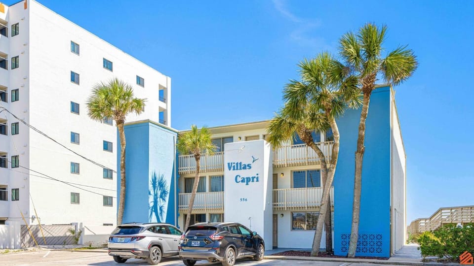 Gulf-Front Island Getaway: Ground Floor 1BR Condo Apartment in Okaloosa Island
