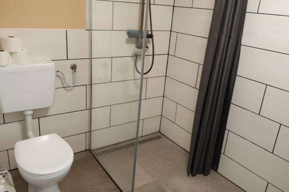 Schicke FeWo No. 6 mit Terrasse Apartment in Aurich