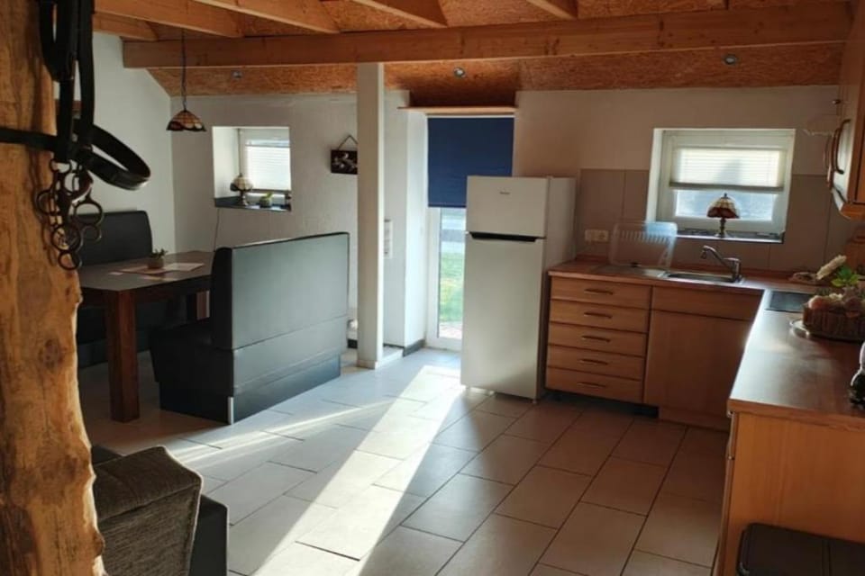 Moderne FeWo No. 2 mit Terrasse Apartment in Aurich