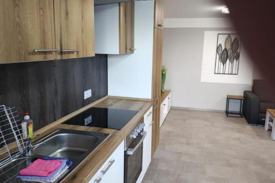 Schicke FeWo No. 7 mit Terrasse Apartment in Aurich
