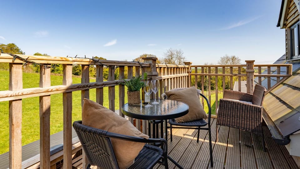 Balcony/Terrace, Dining area