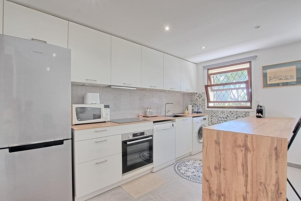 Appartement Les Amandiers, Le Cannet, proche Cannes Centre Apartment in Mougins