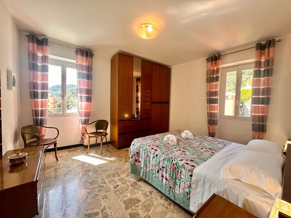 Casa Panorama - Spazioso Trilocale con Balcone Vista Mare Apartment in Varigotti