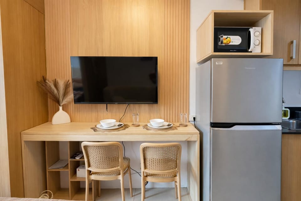 BrandNew Nordic w Pool View Shell Res l MOA, NAIA, SMX Apartment hotel in Pasay