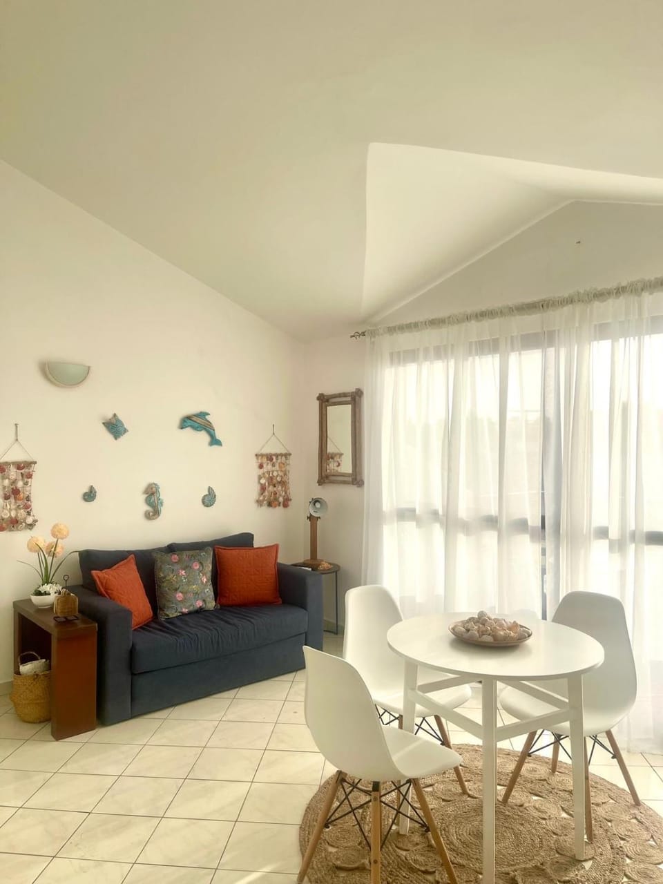 Drés Place - 2min Praia, Junto à Pedonal Apartment in Santa Maria