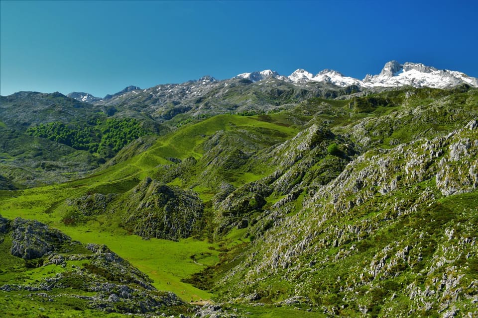 Nearby landmark, Natural landscape