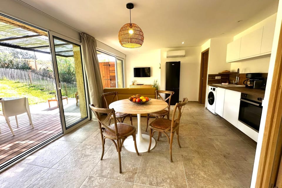 Alivu holiday rental private garden barbecue heated swimming pool House in Calvi