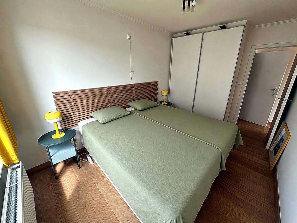 Bed, Bedroom, wardrobe