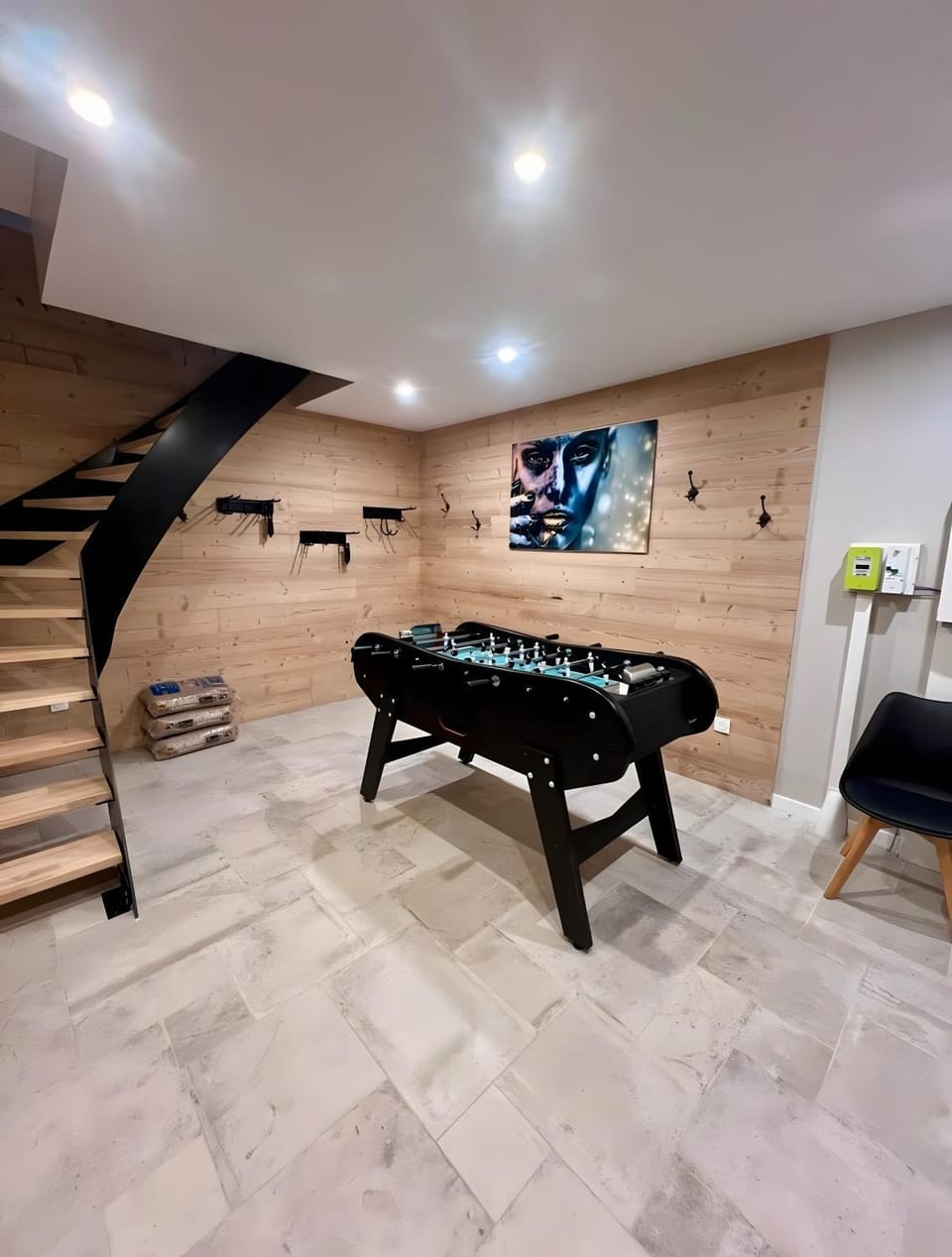 Property building, Living room