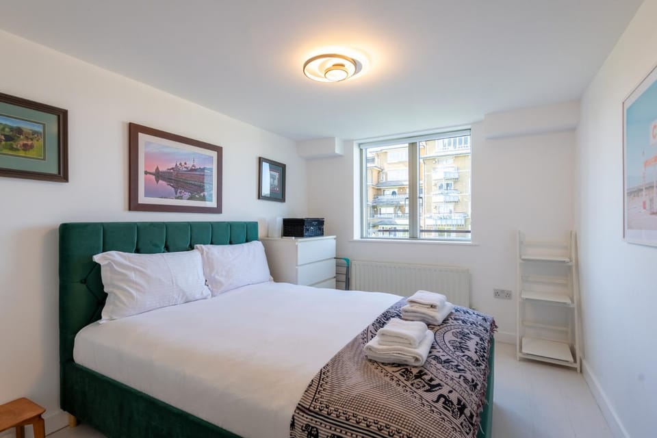 Cosy Canalside Retreat in the Heart of West London Apartment in City of Westminster