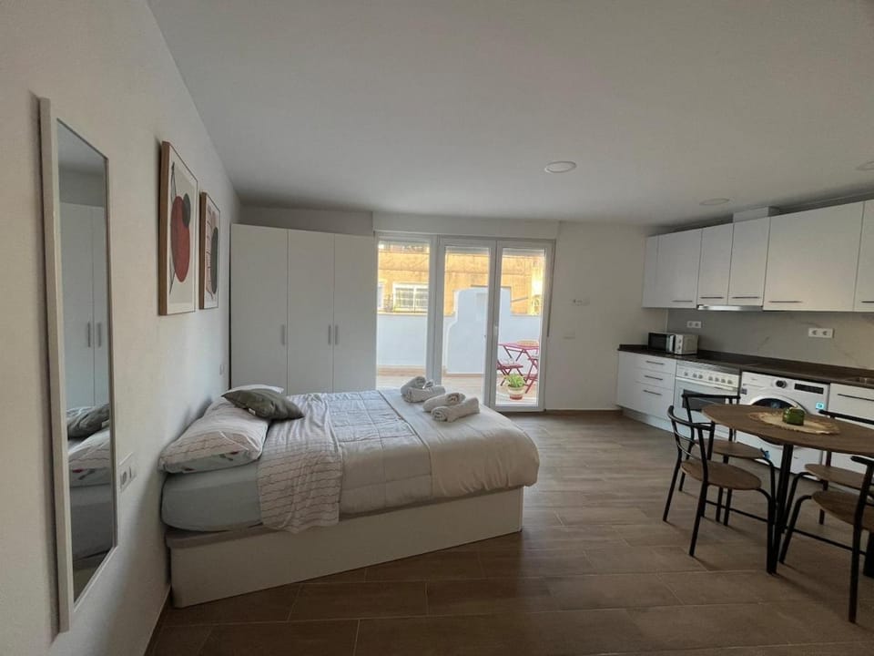 Estudio-Atico en el centro de Benicarló con aire acondicionado Apartment in Benicarló