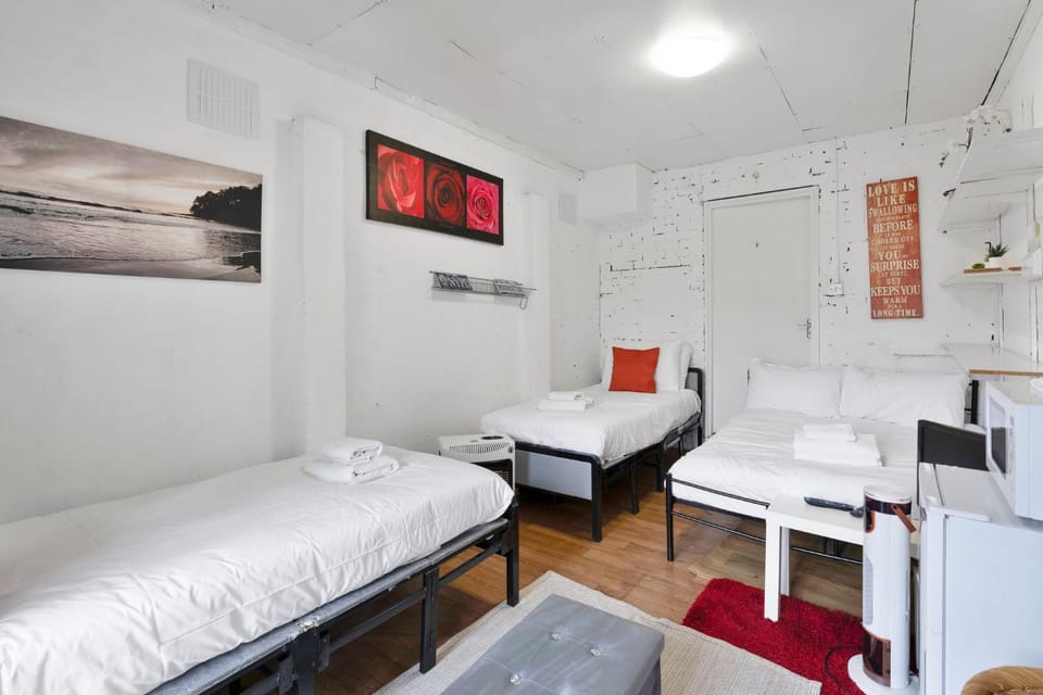 Bed, Decorative detail, Bedroom, microwave, oven