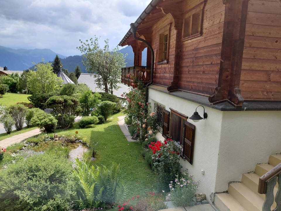 Gemütliche 3 Zimmer Wohnung in Lenzerheide Apartment in Lantsch/Lenz