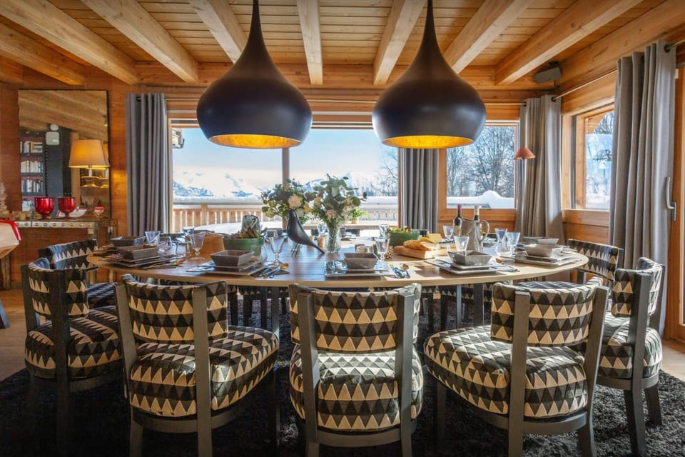 Winter, Dining area